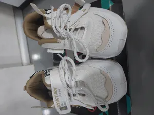 تجریه خرید کفش مخصوص پیاده روی بچگانه مدل M آیاتای کد 14