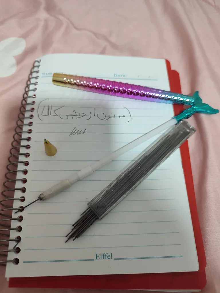 مداد نوکی 0.7 میلی متری مدل پری دریایی به همراه نوک مداد نوکی اونر