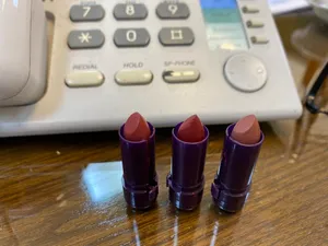 تجریه خرید رژ لب جامد مرو مدل Mini-T1 مجموعه 3 عددی