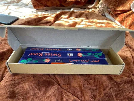 عود خوشبو کننده واسو مدل Swiss Rose بسته 3 عددی