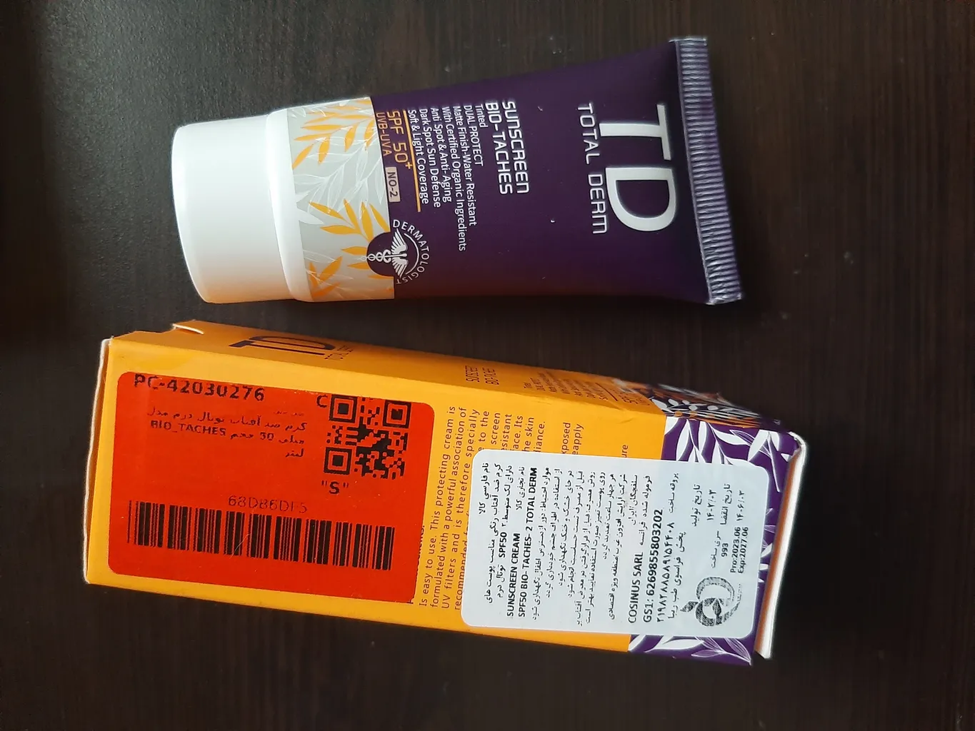 کرم ضد آفتاب توتال درم مدل BIO_TACHES حجم 50 میلی لیتر