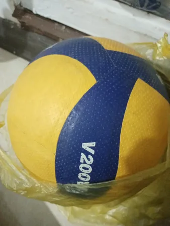 توپ والیبال مدل V200W