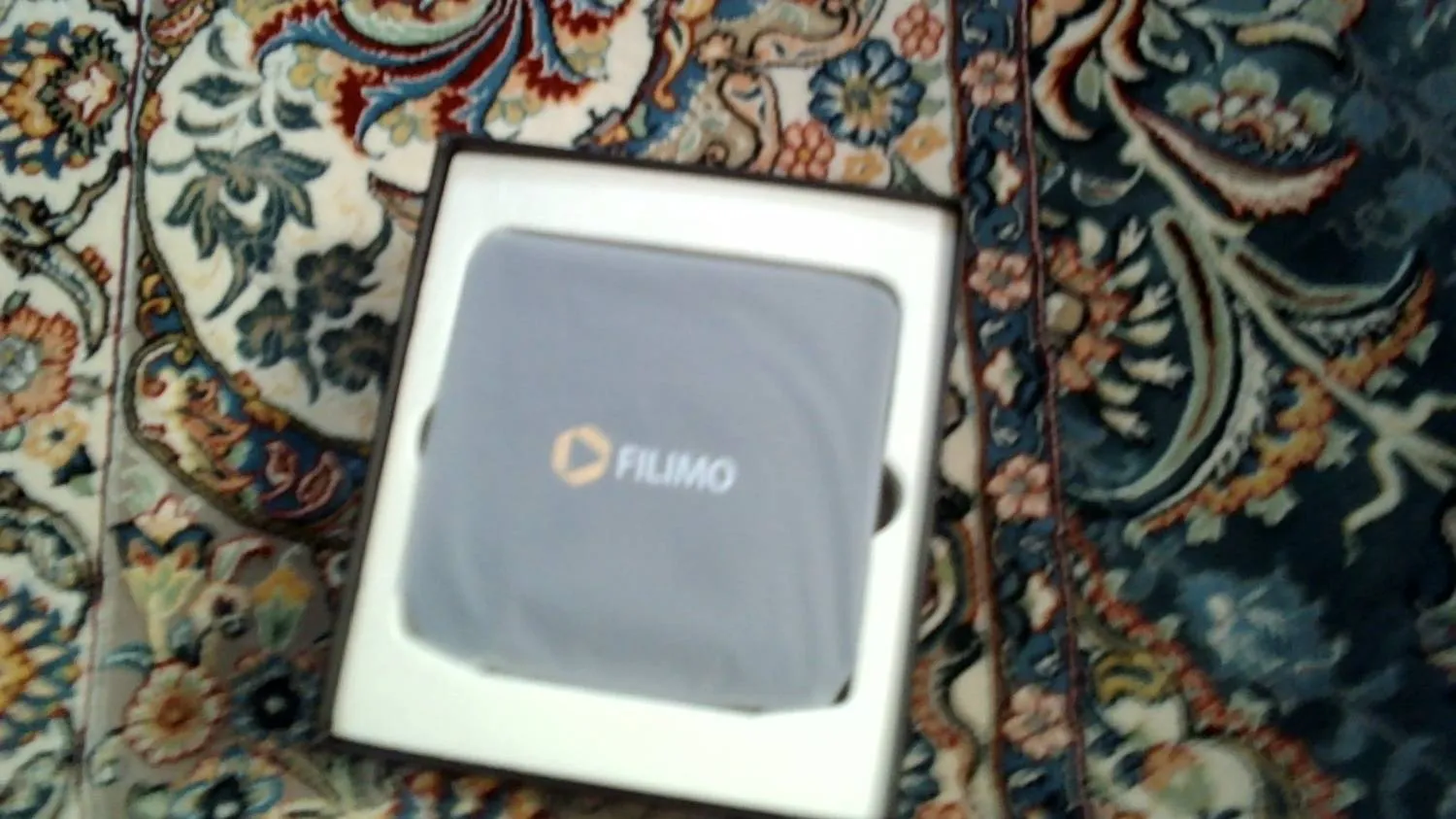 اندروید باکس فیلیمو مدل FB-102 به همراه 3 ماه اشتراک رایگان فیلیمو