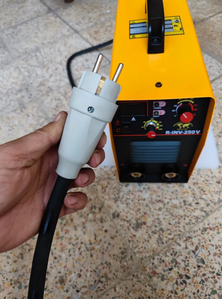 اینورتر جوشکاری 250 آمپر صبا الکتریک مدل RINV-250-v