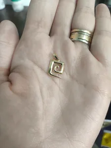 تجریه خرید آویز گردنبند طلا 18 عیار زنانه تاج مدل G323