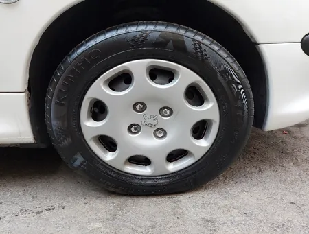 واکس لاستیک روناکس مدلvL4 حجم 4 لیتر