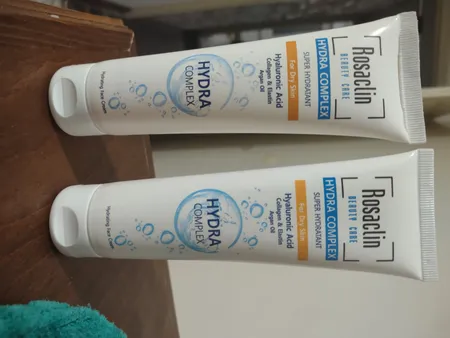 کرم مرطوب کننده رزاکلین مدل هایدرا کامپلکس حجم 100 میلی لیتر