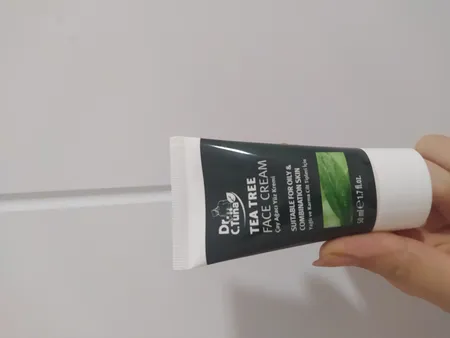 کرم آبرسان دکتر. جی تونا مدل Tea Tree حجم 50 میلی لیتر