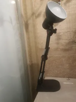 چراغ مطالعه بوستانچی مدل EN-111 همراه با لامپ  ال ای دی 7 وات E27