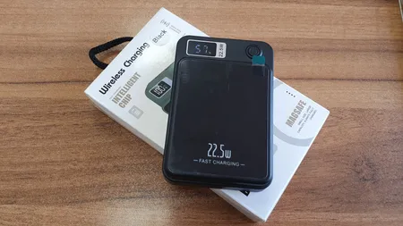 پاور بانک اینتل جنت مدل PD22  ظرفیت 10000 میلی امپر ساعت