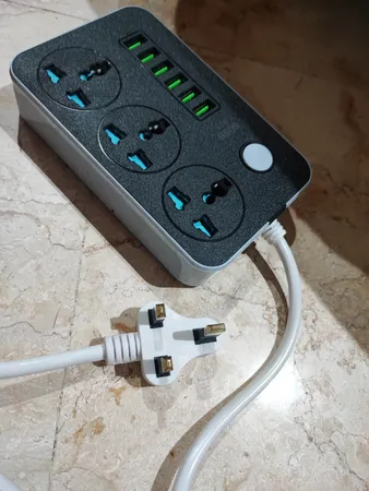 چندراهی برق مدل AUTO max 3.4A