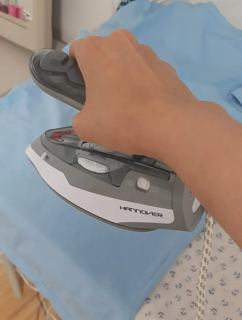 اتو مسافرتی هانوور مدل 1004