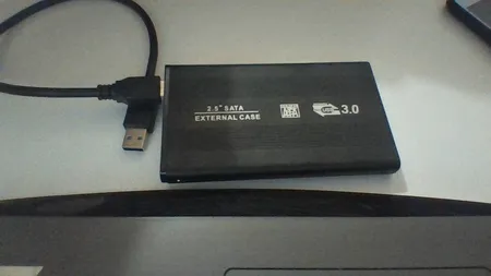 باکس تبدیل SATA به USB 3.0 مدل NM-FB فلزی 2.5 اینچی