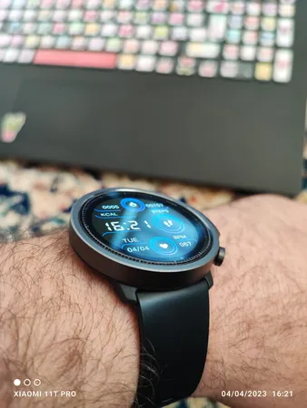 ساعت هوشمند میبرو مدل A1