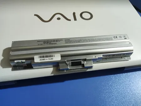 باتری 6 سلولی مدل vgp-bps13 مناسب برای لپ تاپ سونی