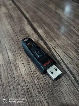 فلش مموری USB 3.0 سن دیسک مدل CZ48 ظرفیت 32 گیگابایت