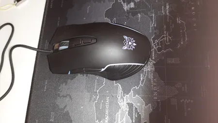 ماوس گیمینگ اونیکوما مدل CW905