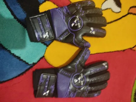 دستکش دروازه بانی پسرانه مدل YOUTH POWER