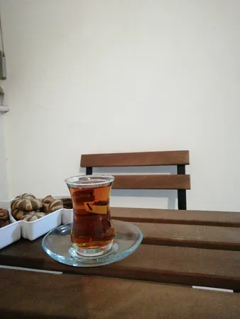 ست استکان نعلبکی 12پارچه کاوه سری گلجام کد 218