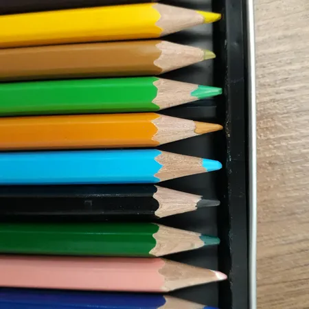 مداد آبرنگی 18 رنگ کارن داش مدل Swiss Color