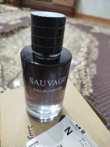 تجریه خرید ادوپرفیوم مردانه نیفتی مدل ساواج دیور با رایحه خنک حجم 100 میلی‌لیتر