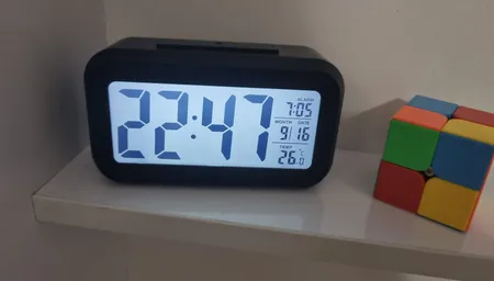 ساعت رومیزی اسمارت کلاک مدل TCK-18 کد K21