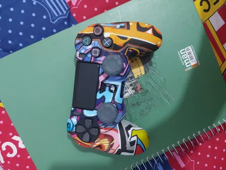 محافظ دسته بازی پلی استیشن 4 مدل rainbow به همراه روکش آنالوگ