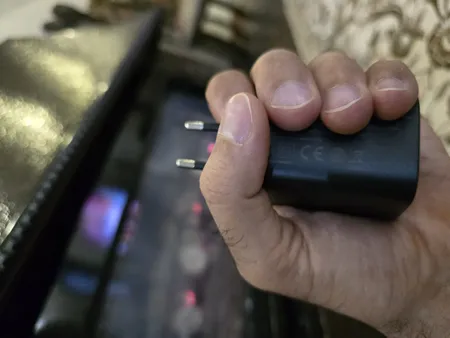 شارژر دیواری 67 وات انکر مدل A2674 - دو پین