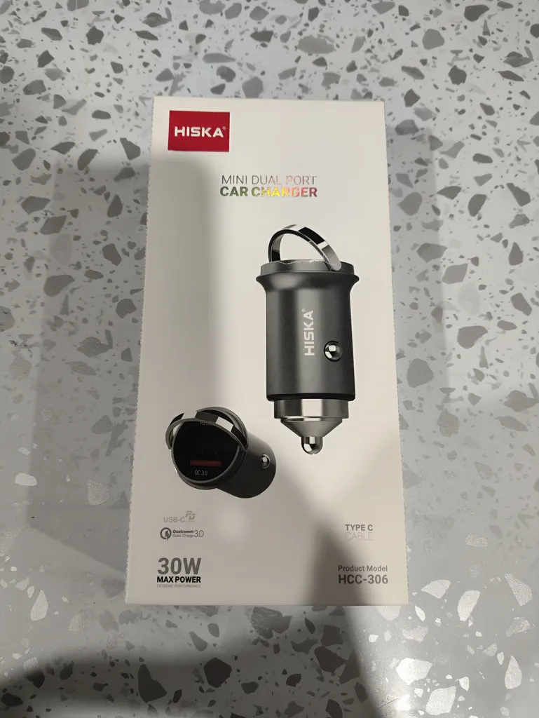 شارژر فندکی هیسکا مدل HCC-306 به همراه کابل تبدیل  USB-C