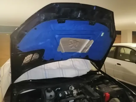 عایق در کاپوت ایده کد BLU102 مناسب برای پژو 206