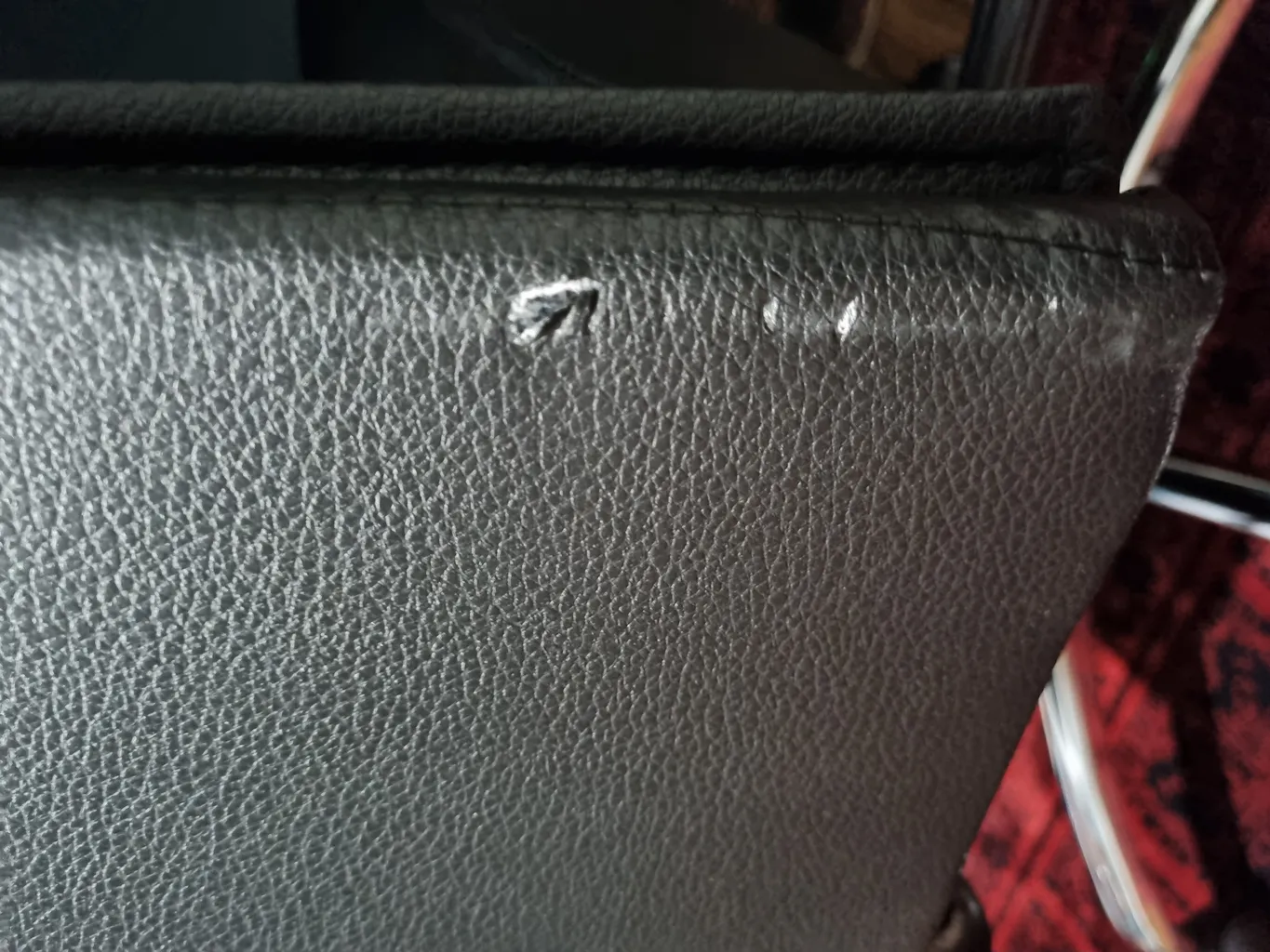 صندلی اداری طبی مدل S370K طرح چرمی