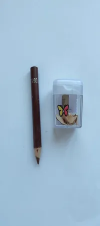 مداد تراش آرایشی یویی مدل PSH01