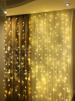 ریسه ال ای دی مدل پرده 220v طول 3 متر