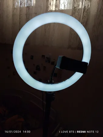 رینگ لایت مدل HX-260 2021