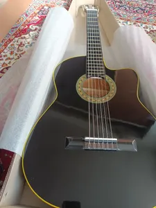 تجریه خرید گیتار پاپ اسپیروس مارکت مدل C70