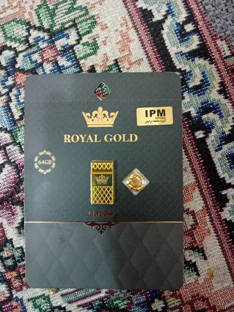 فلش مموری دیتا پلاس مدل Royal gold-U2 ظرفیت 64 گیگابایت