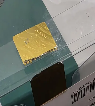 گوشی موبایل هانوفر مدل 8000M ظرفیت 32 مگابایت