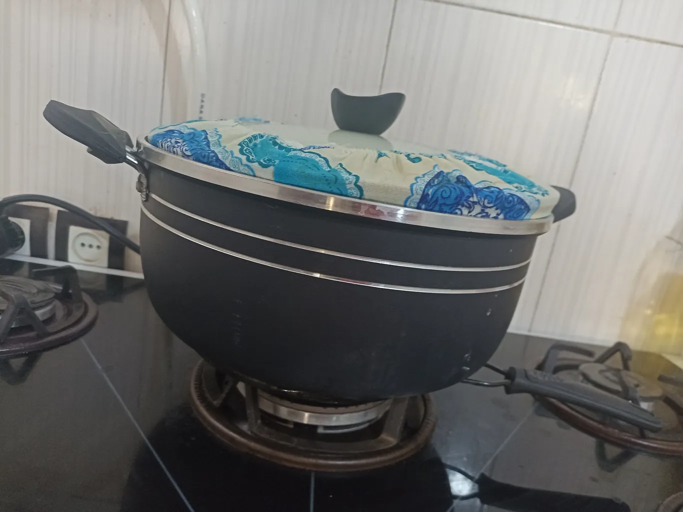 سرویس پخت و پز 14 پارچه اسبیکو مدل زنبوری کد new10