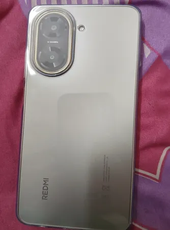 گوشی موبایل شیائومی مدل Redmi A5 دو سیم کارت ظرفیت 128 گیگابایت و رم 4 گیگابایت - نسخه به همراه شارژر