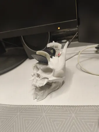 نگهدارنده پیک گیتار مدل  oni skull