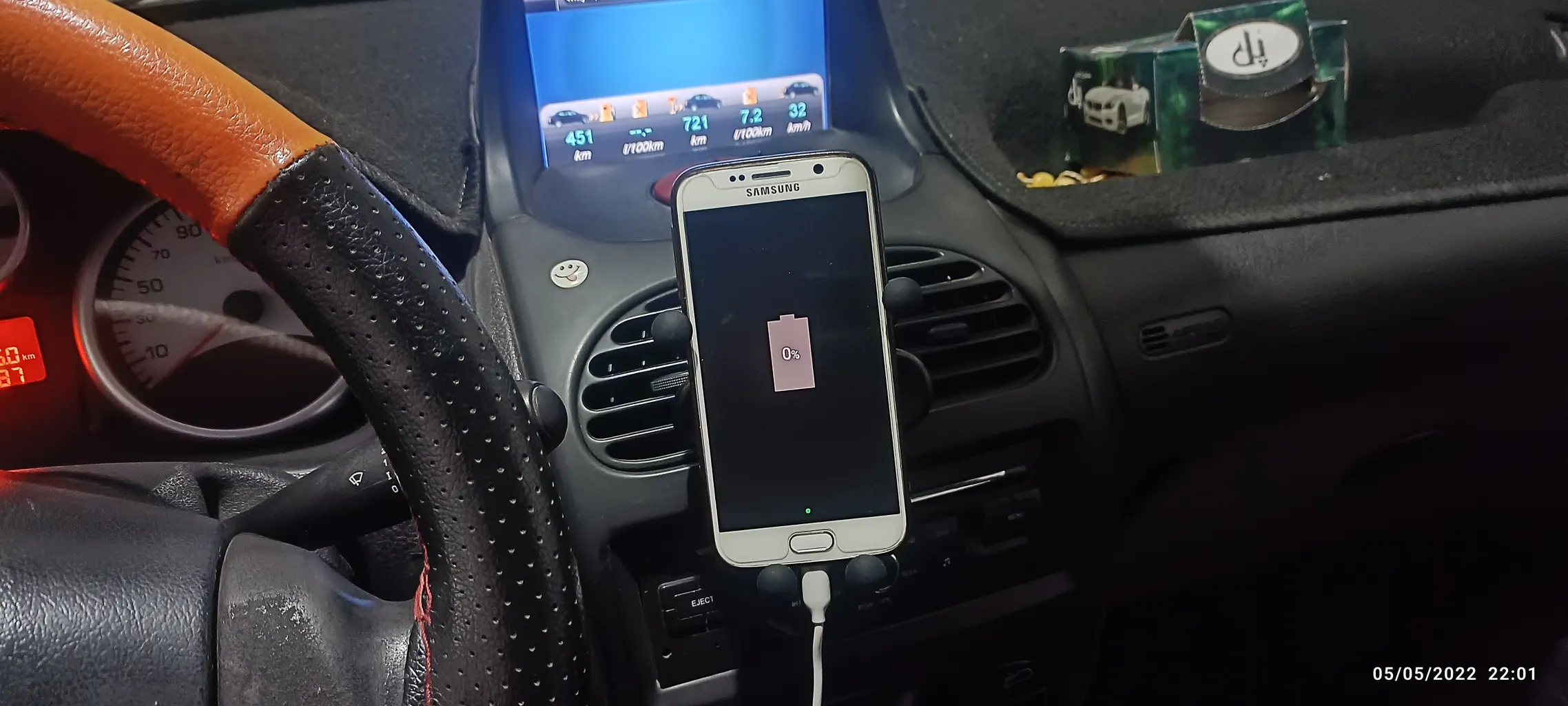 پایه نگهدارنده گوشی موبایل الدینیو مدل MG03