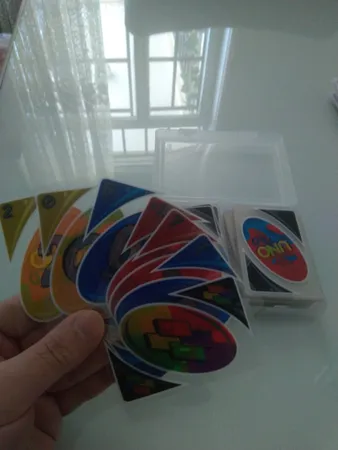 بازی فکری اونو مدل H2O UNO