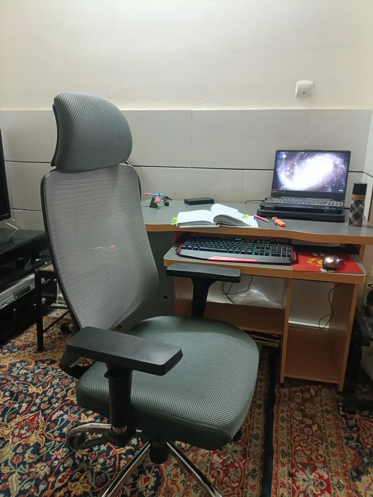 صندلی اداری بتیس مدل b205m