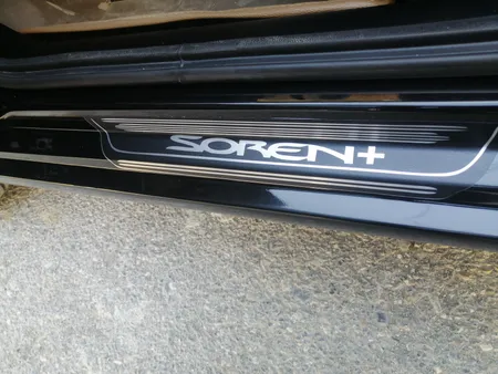 برچسب پارکابی خودرو کد SK0556 مناسب برای سمند سورن پلاس مجموعه 4 عددی