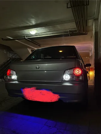 چراغ خطر عقب مدل برفی مناسب برای پراید 132 بسته 2 عددی