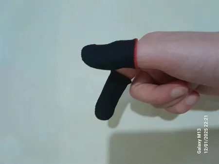 دسته بازی مدل Blue Shark به همراه آستین کنترل کننده انگشت