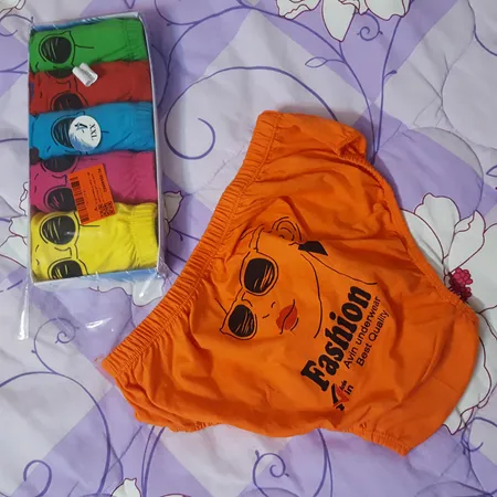 شورت زنانه آوین مدل چاپی کد 10 مجموعه 6 عددی