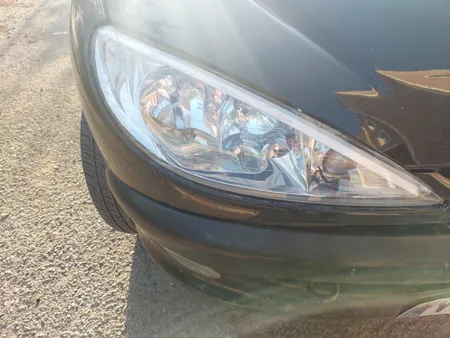 طلق چراغ جلو مدل hv.209 مناسب برای پژو 206 بسته دو عددی