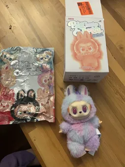 عروسک مدل  ارتفاع 18 سانتی متر