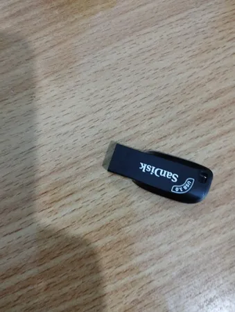 فلش مموری سن دیسک مدل ULTRA SHIFT CZ410 ظرفیت 64 گیگابایت